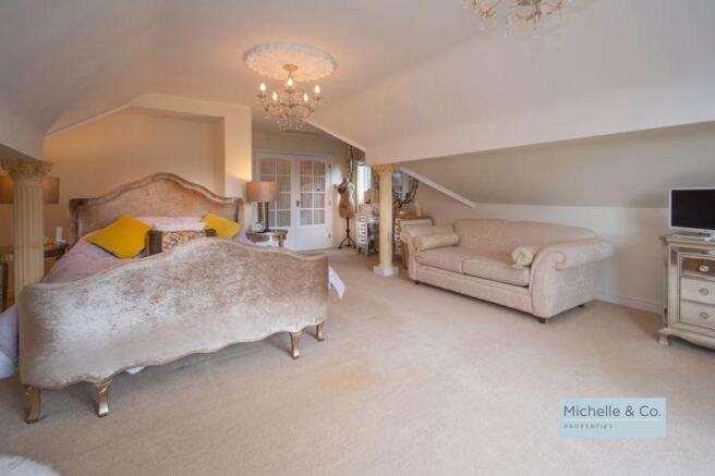 Principle bedroom
