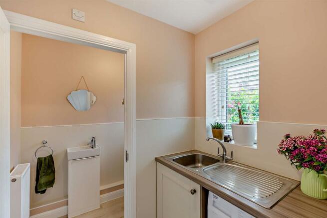8602921-interior37-800.jpg