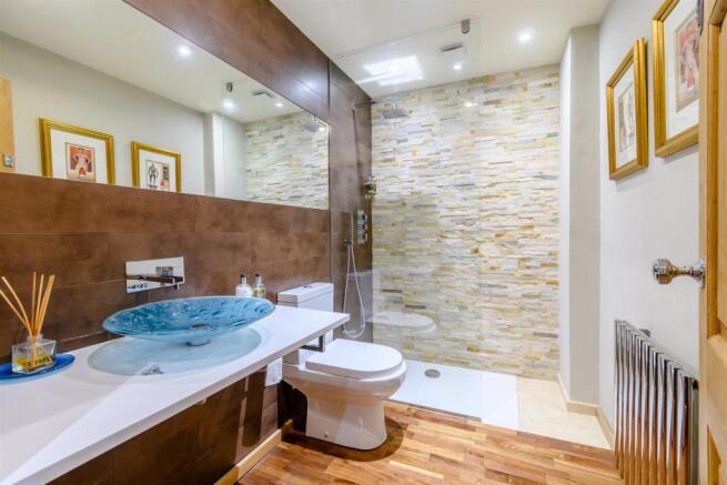8433519-interior17-800.jpg