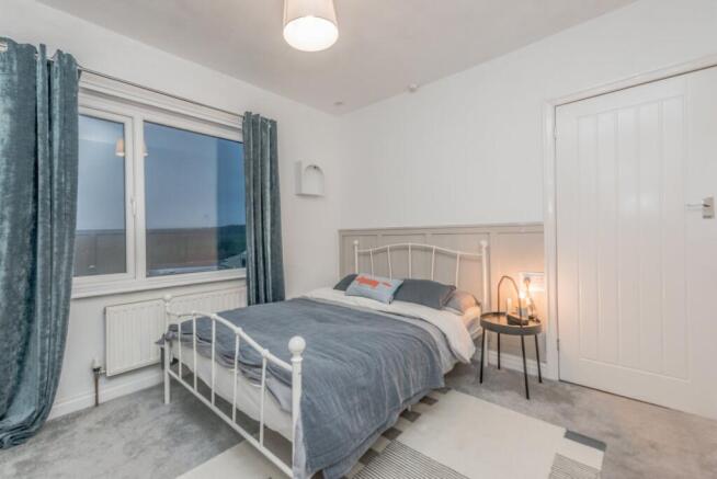 3 bed Semi-Detached for sale Image 8