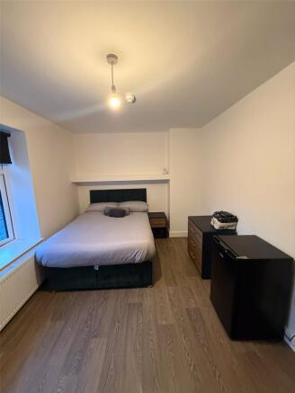 1 bed Not Specified to rent Image 3