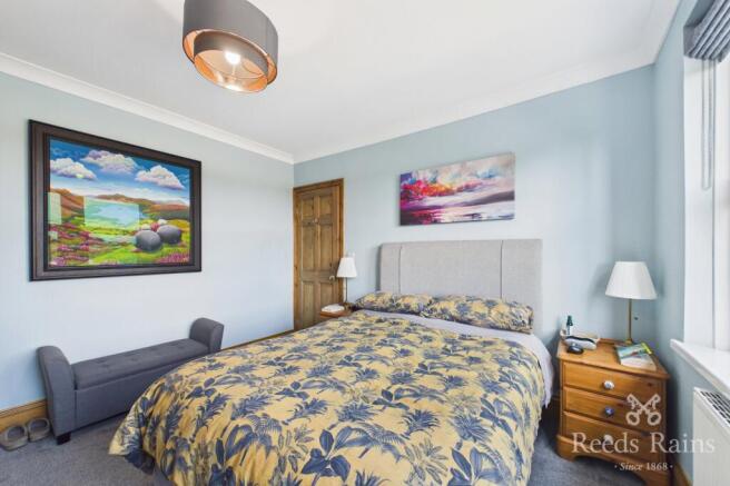 3 bed Terraced for sale Image 5