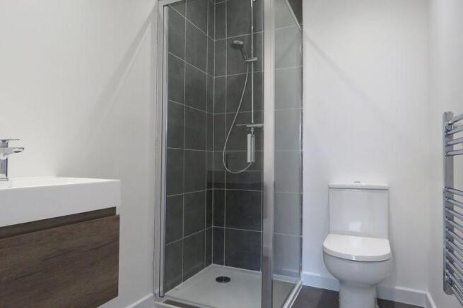 En-Suite Showe...
