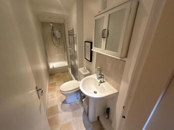 7 bed Terraced to rent Image 10
