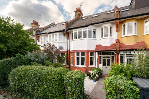 Clifton Road, London, N22