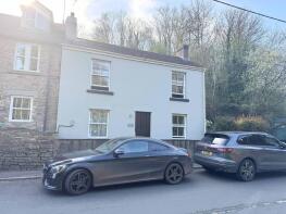 Willow Cottage, B4234 From Junction With Ross Road To The Anchor Inn, Lower Lydbrook, Lydbrook GL17 9NW