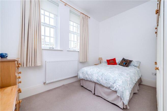 3 bed Bungalow for sale Image 11