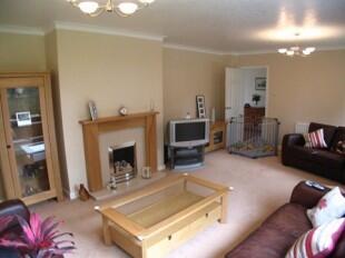 Lounge/DiningRoom