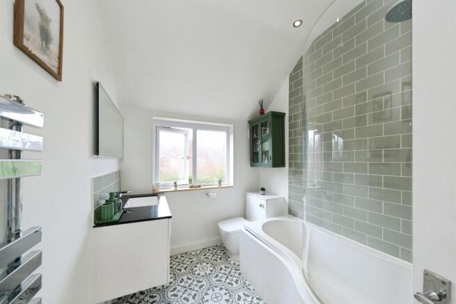 2 bed Terraced for sale Image 4