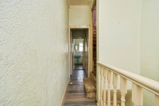 3 bed Terraced for sale Image 6