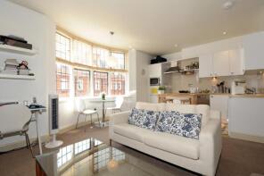 Flat 2, 76a, St John's Wood High Street, London NW8 7SH