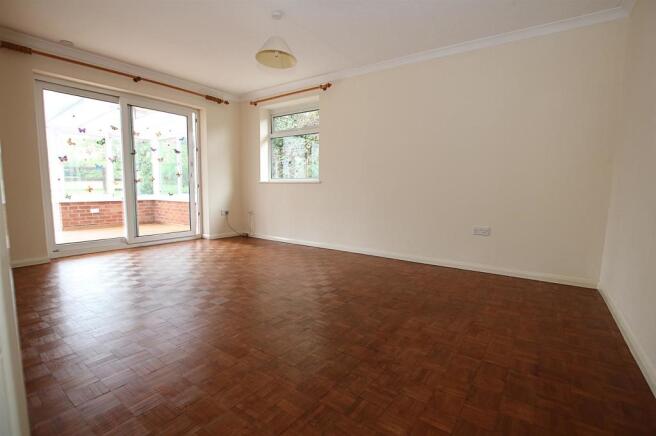 livingroom.jpg