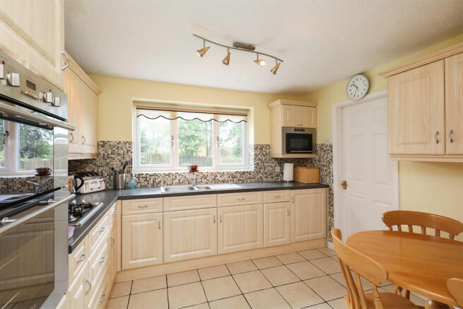 Kitchen / Diner