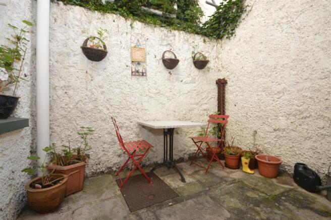 Courtyard Garden