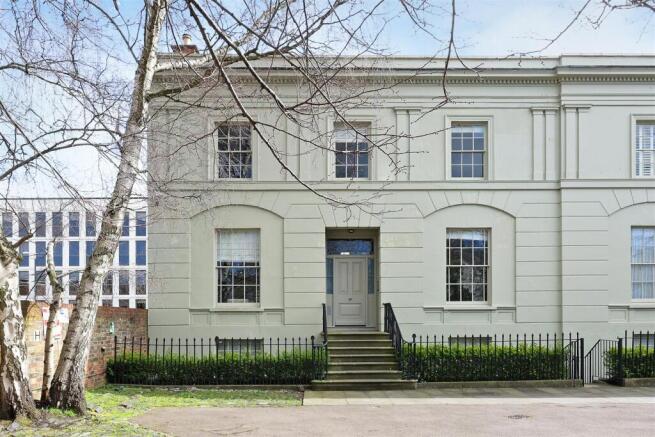 Flat 4, 3 Oriel Villas