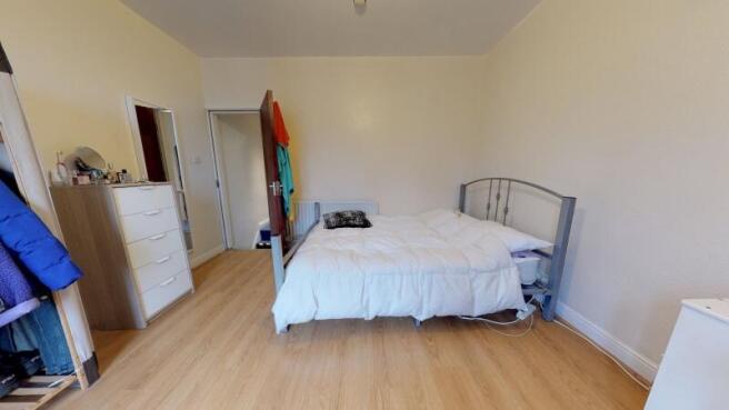 5 bed Terraced to rent Image 7