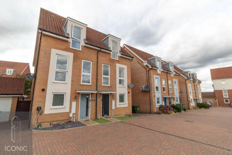 Poethlyn Drive, Costessey, Norwich.