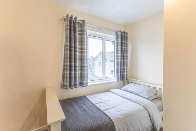 3 bed Semi-Detached for sale Image 9
