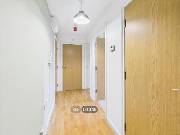 2 bed Apartment to rent Image 8