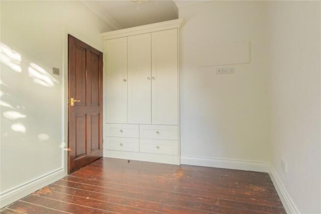 3 bed Terraced for sale Image 12