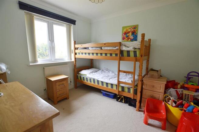 bed 3.JPG