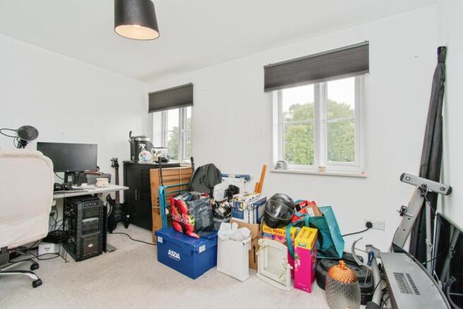 3 bed Town House for sale Image 10