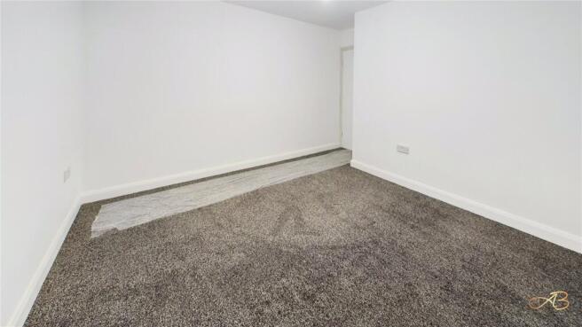 3 bed Terraced for sale Image 4