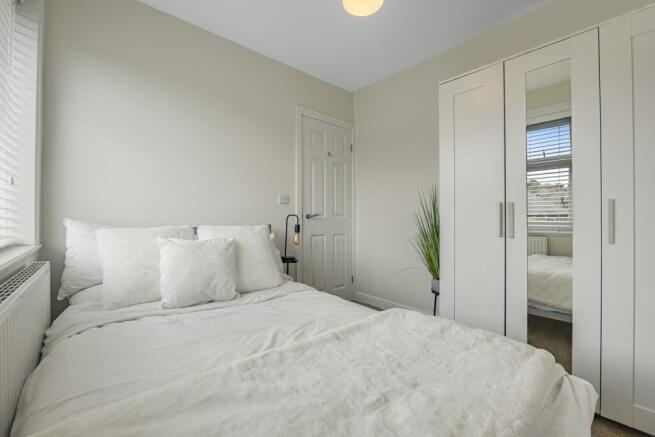 3 bed Semi-Detached for sale Image 11