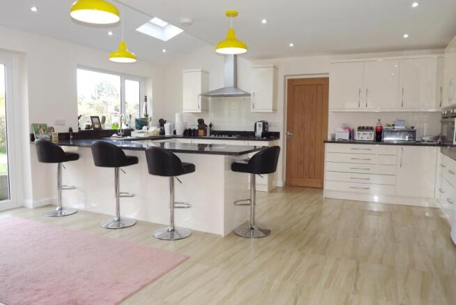 Kitchen Diner