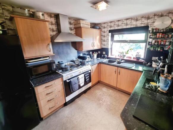 7afae3ef-4690439_1248967983604080_8285074667198286