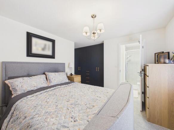 3 bed Detached for sale Image 8