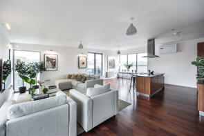 Flat 1, Lanesborough Court, Chillingworth Road, London N7 8QQ