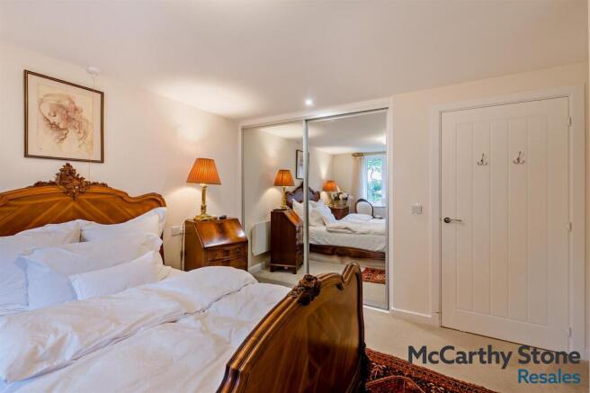 1 bed Apartment for sale Image 11
