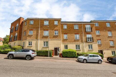 Windermere Avenue, Purfleet-On-Thames