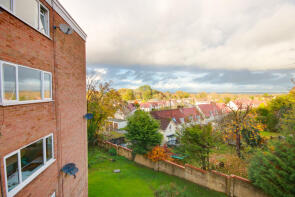 59, Runnymede Court, Runnymede, Southampton SO30 3DP