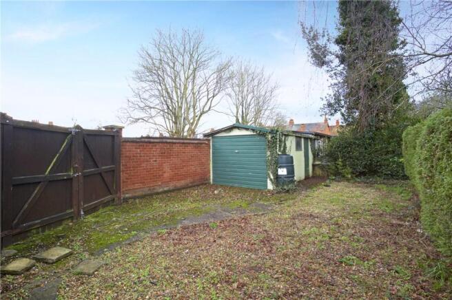 Garage & Parking