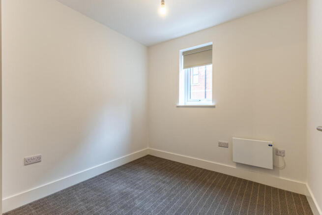 3 bed Terraced to rent Image 12