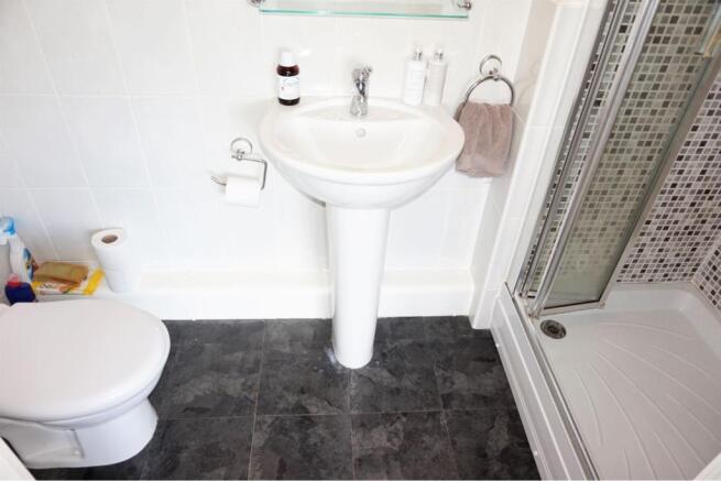 Master En-suite