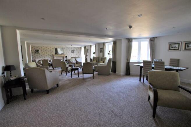 communal lounge x 2
