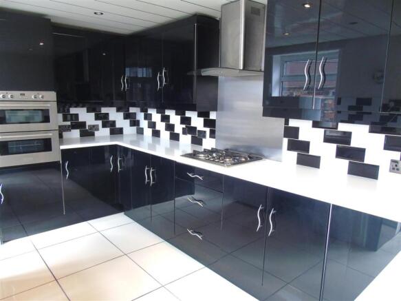 Fitted Kitchen