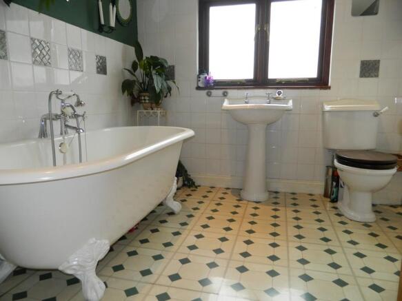 Photo 16