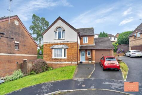 Clos Cae'r Wern, Caerphilly, CF83