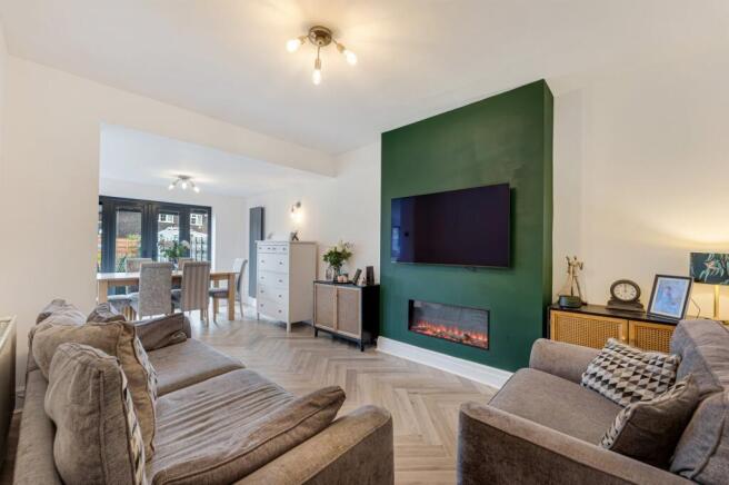 Lowood Avenue, Davyhulme, Manchester, M41 photo 4
