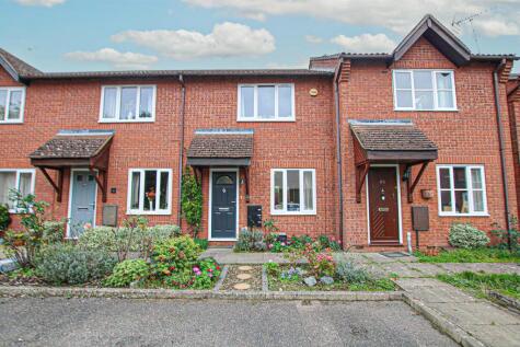 Corsican Pine Close, Newmarket