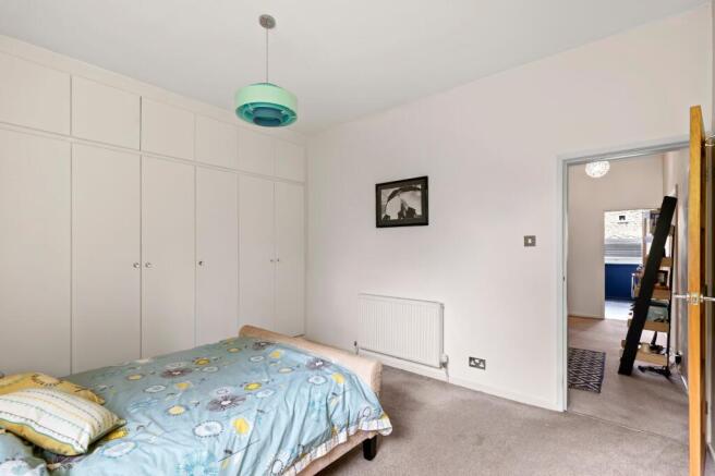 2 bed Flat for sale Image 9