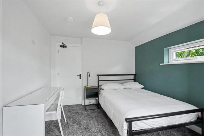 Bedroom 3_2.jpeg