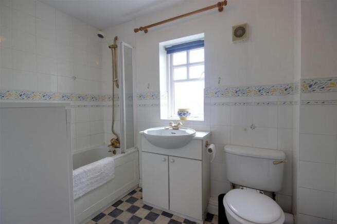 Ensuite Bathroom