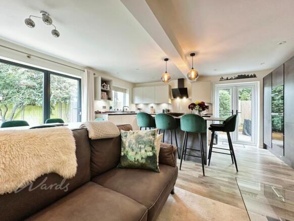 Living/Dining Area