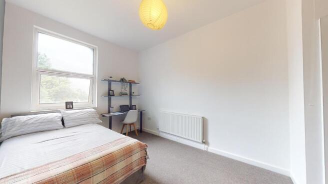 5 bed Flat to rent Image 7
