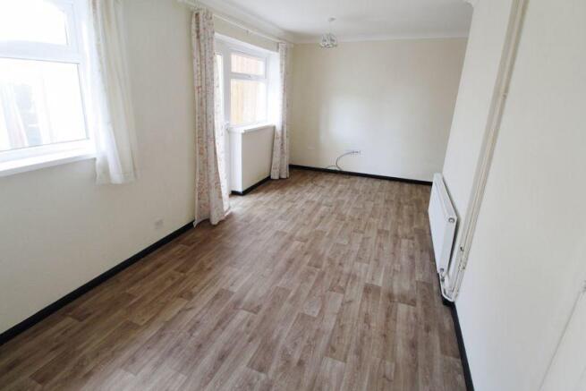 Bedroom 3/Dining Room
